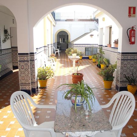 ארקוס דה לה פרונטרה Hostal Malaga מראה חיצוני תמונה