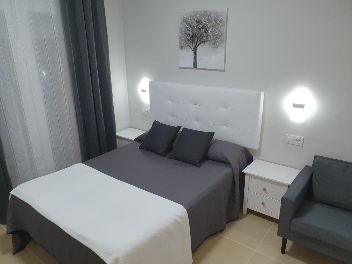 ארקוס דה לה פרונטרה Hostal Malaga מראה חיצוני תמונה