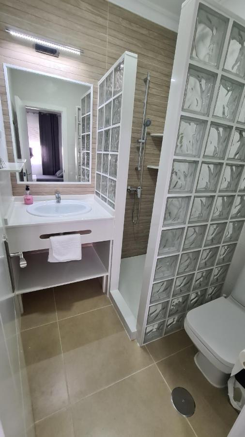 ארקוס דה לה פרונטרה Hostal Malaga מראה חיצוני תמונה