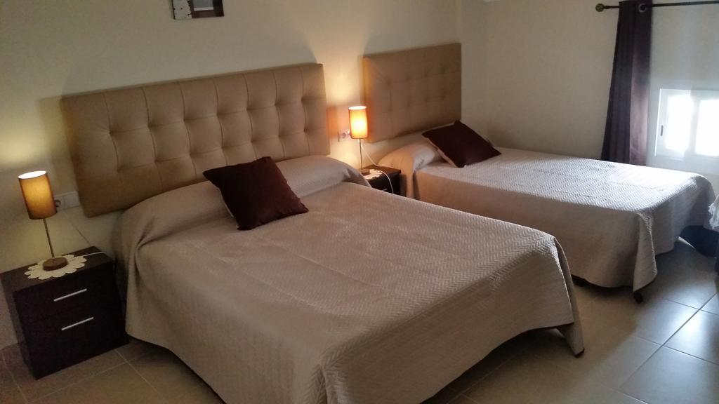 ארקוס דה לה פרונטרה Hostal Malaga מראה חיצוני תמונה