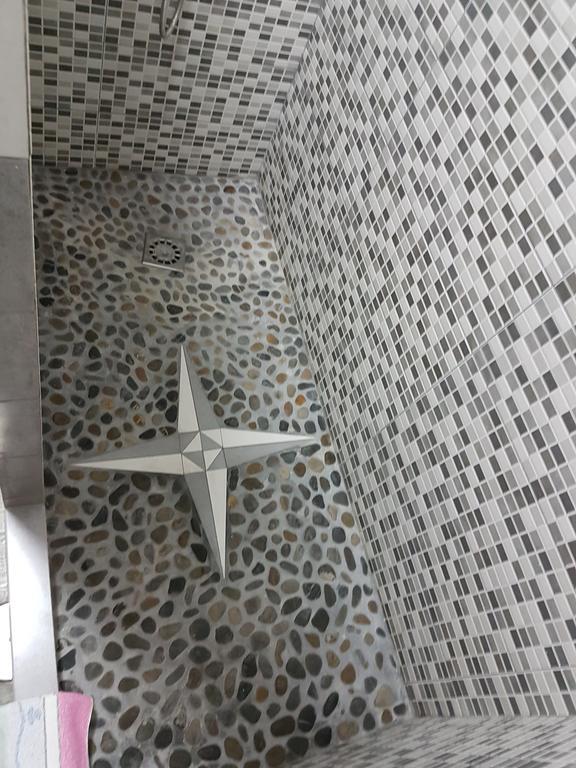 ארקוס דה לה פרונטרה Hostal Malaga מראה חיצוני תמונה