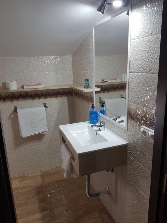 ארקוס דה לה פרונטרה Hostal Malaga מראה חיצוני תמונה