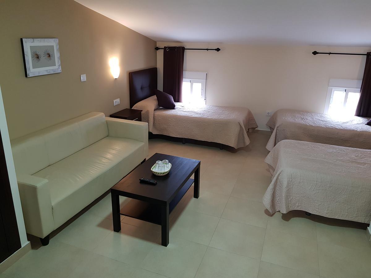 ארקוס דה לה פרונטרה Hostal Malaga מראה חיצוני תמונה