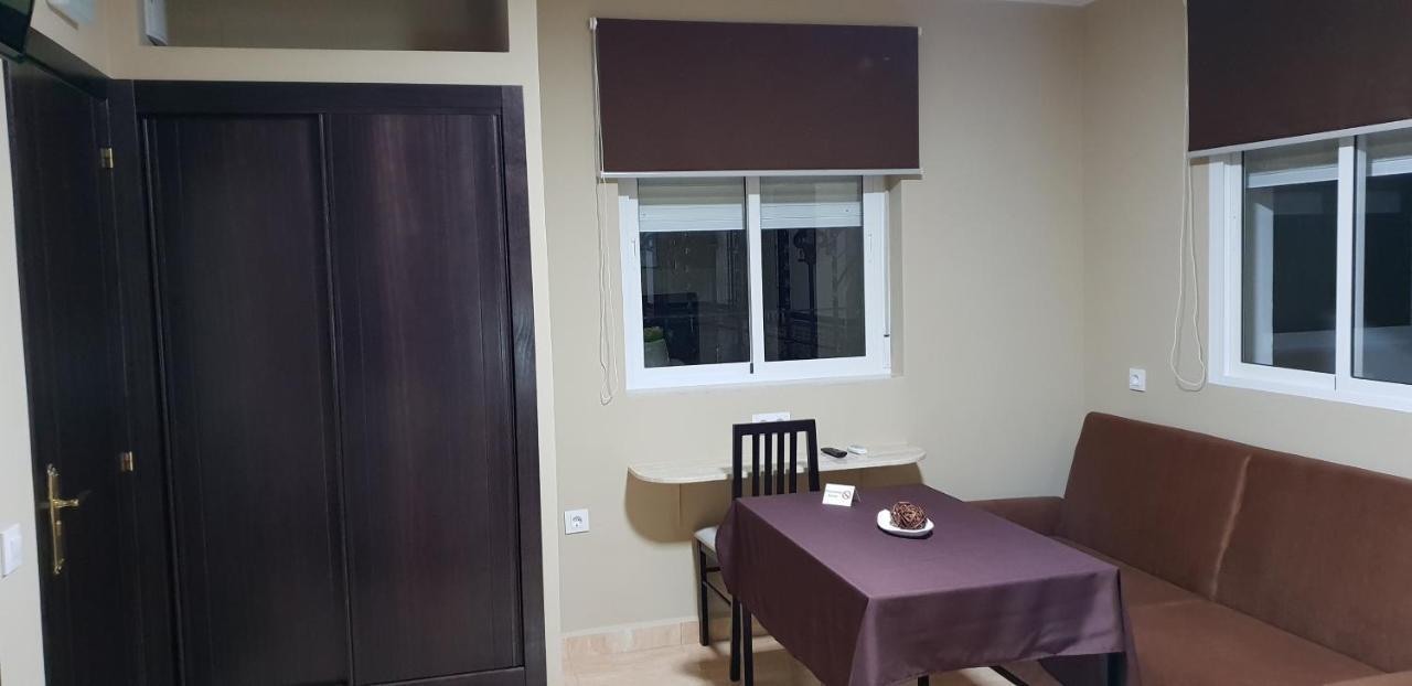 ארקוס דה לה פרונטרה Hostal Malaga מראה חיצוני תמונה